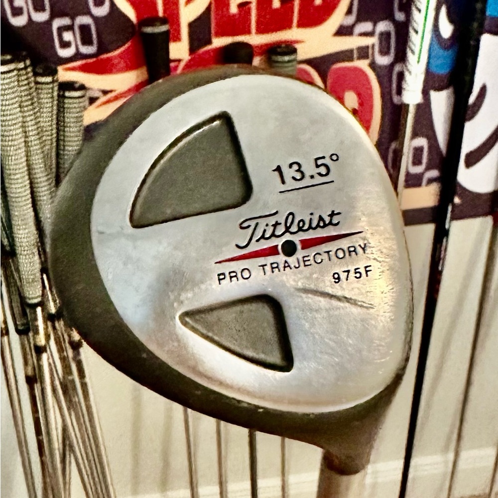 Titliest 975F Wood 13.5* Reg Flex RH 43”